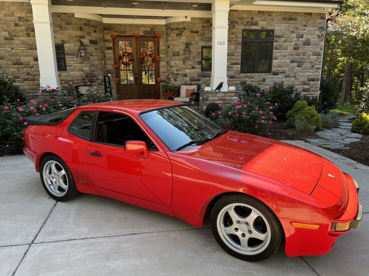 Thumbnail Photo undefined for 1984 Porsche 944 Coupe